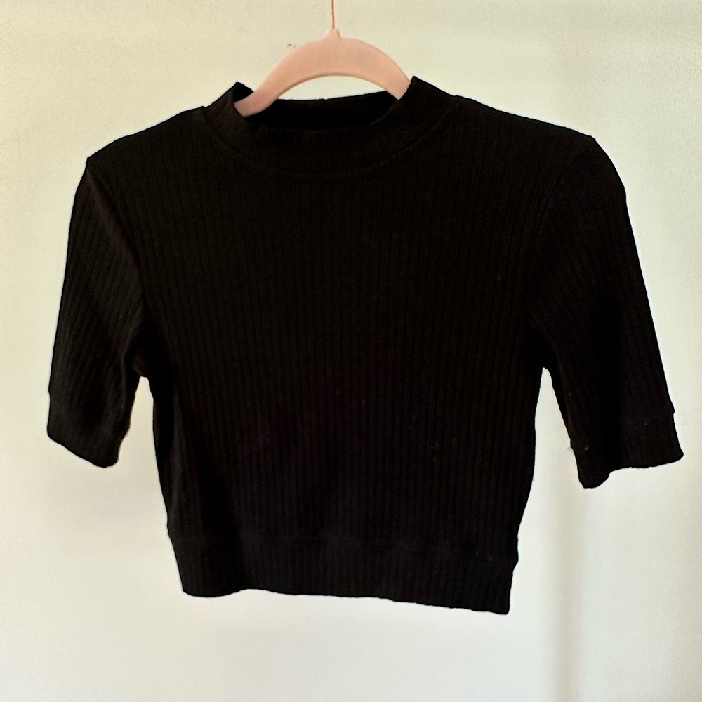 Free People Black Short Sleeve Mock Neck Ribbed Tee